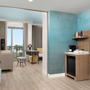 Queen Room Two Queen Beds Sofa Bed Balcony or Ocean View